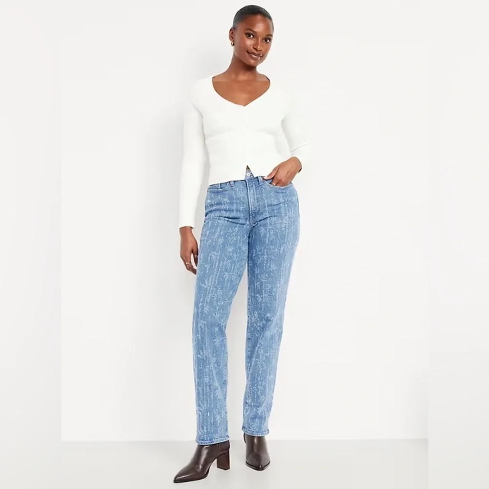 NWT! Old Navy Curvy High-Waisted OG Loose Textured Jeans - Size 2 Tall